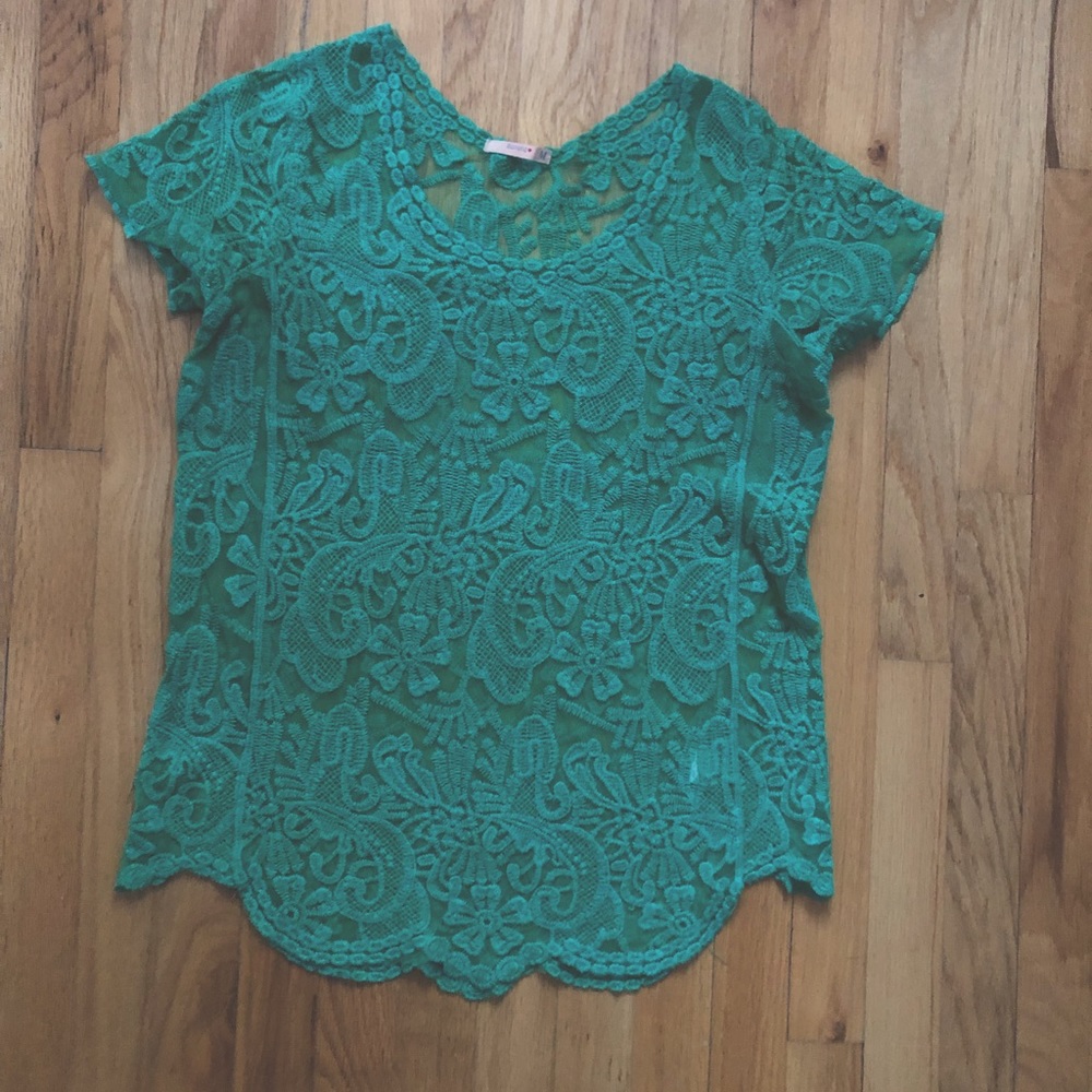 Banana Green Lace Top size M